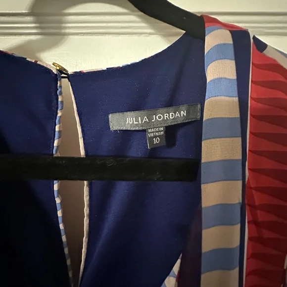 Julia Jordan midi dress! - Picture 2 of 3